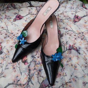 Prada sz. 38 slide 2-inch kitten heel with blue leather flowers